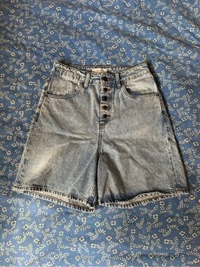 Decade studio Bonnie shorts